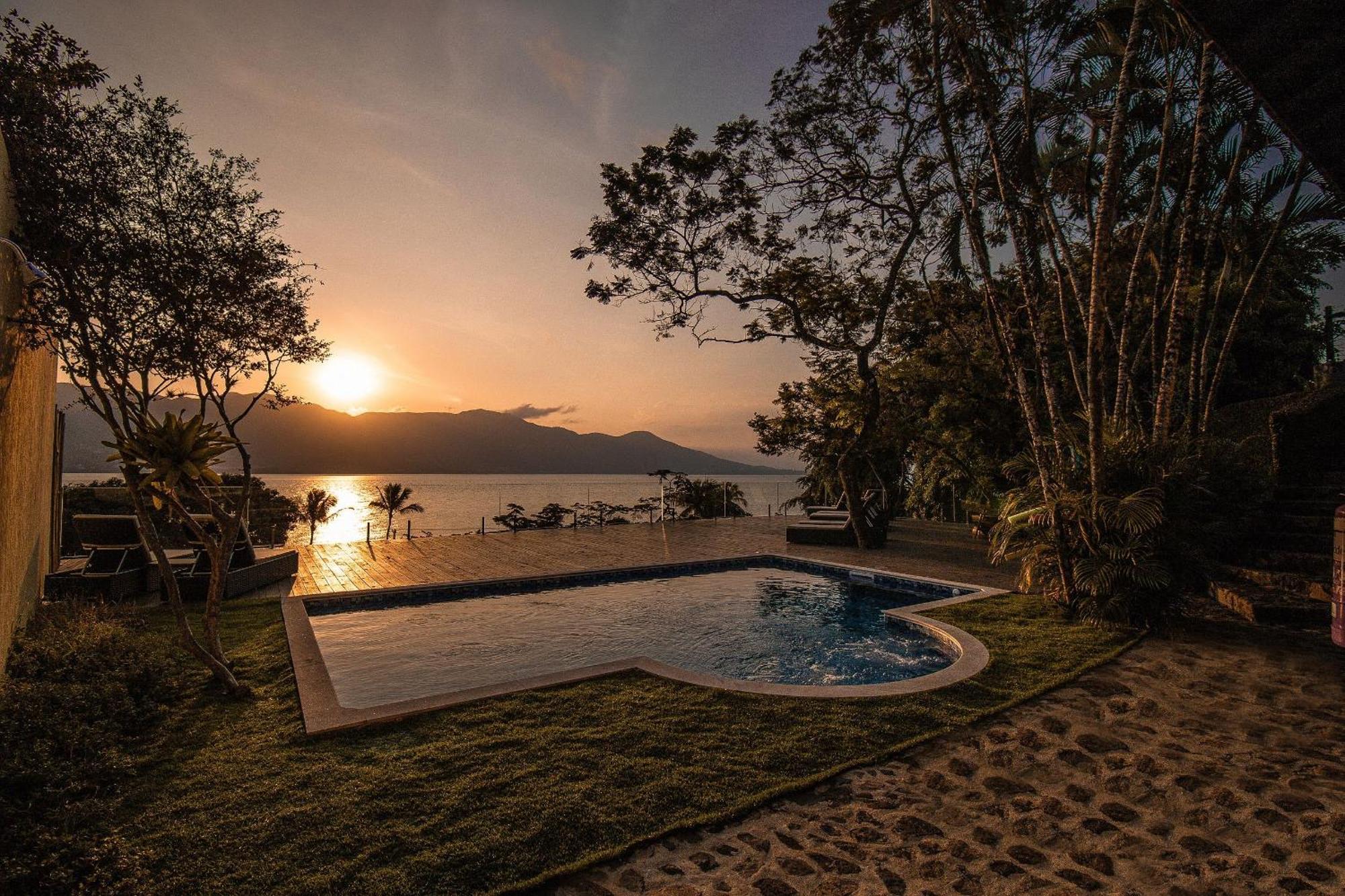 Suítes Vista pro mar Ilhabela Exterior foto