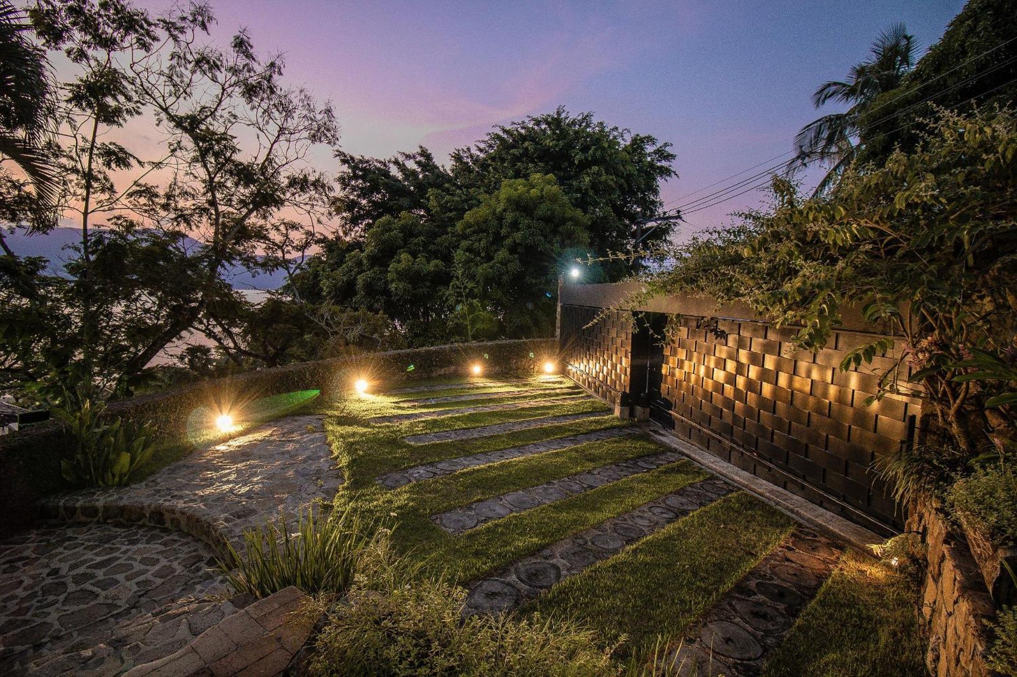 Suítes Vista pro mar Ilhabela Exterior foto